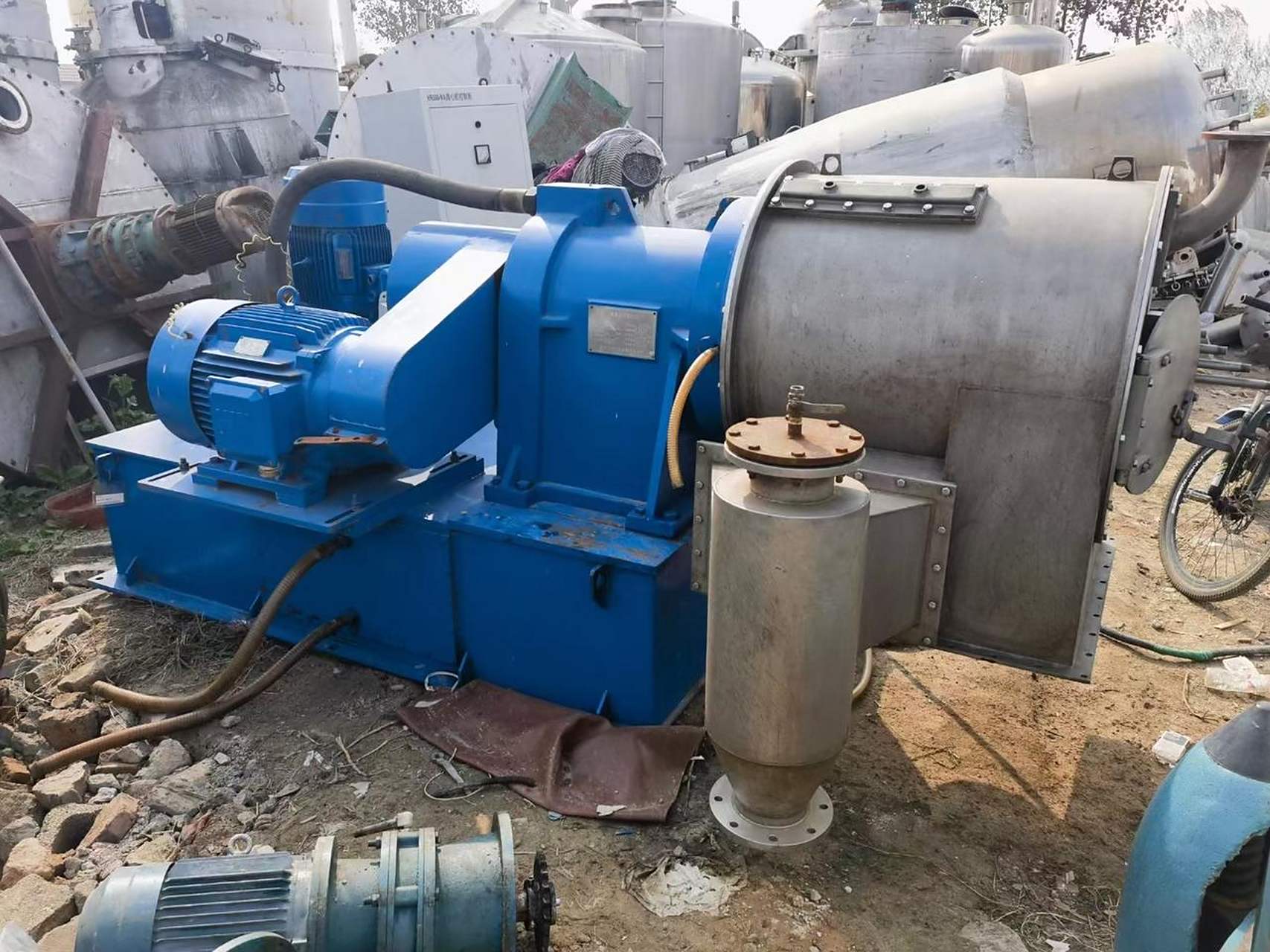 全新500型316L材质双级推料离心机到货，重庆江北制造