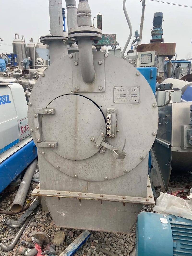 双级推料离心机 高效分离与二手市场应用解析